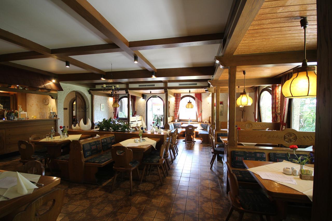 Fruhstuckshotel Grillenburg Φούλντα Εξωτερικό φωτογραφία