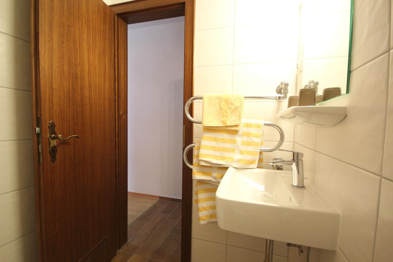 Fruhstuckshotel Grillenburg Φούλντα Εξωτερικό φωτογραφία