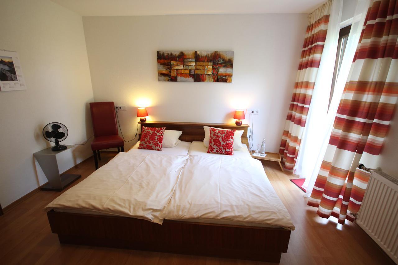 Fruhstuckshotel Grillenburg Φούλντα Εξωτερικό φωτογραφία